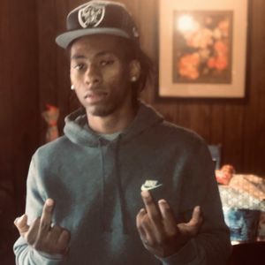 Meet your Posher, Davon